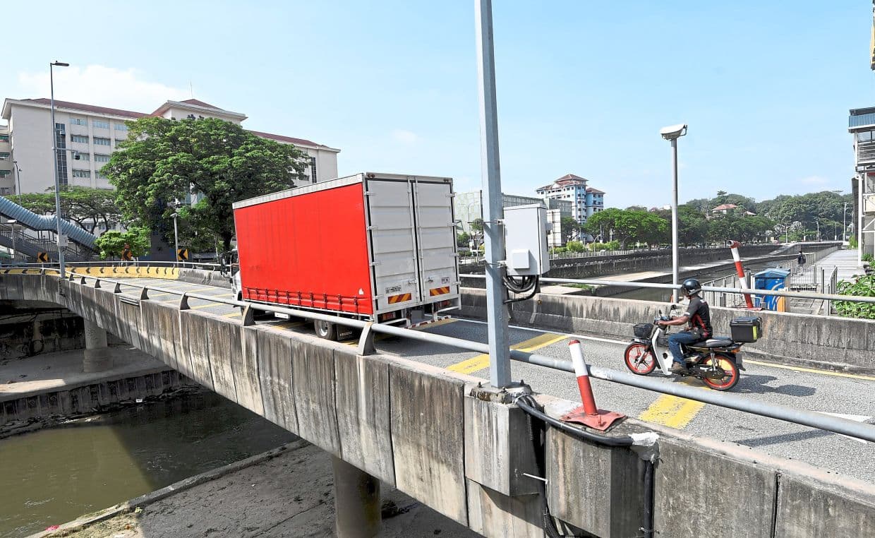 Missing barrier sparks concern