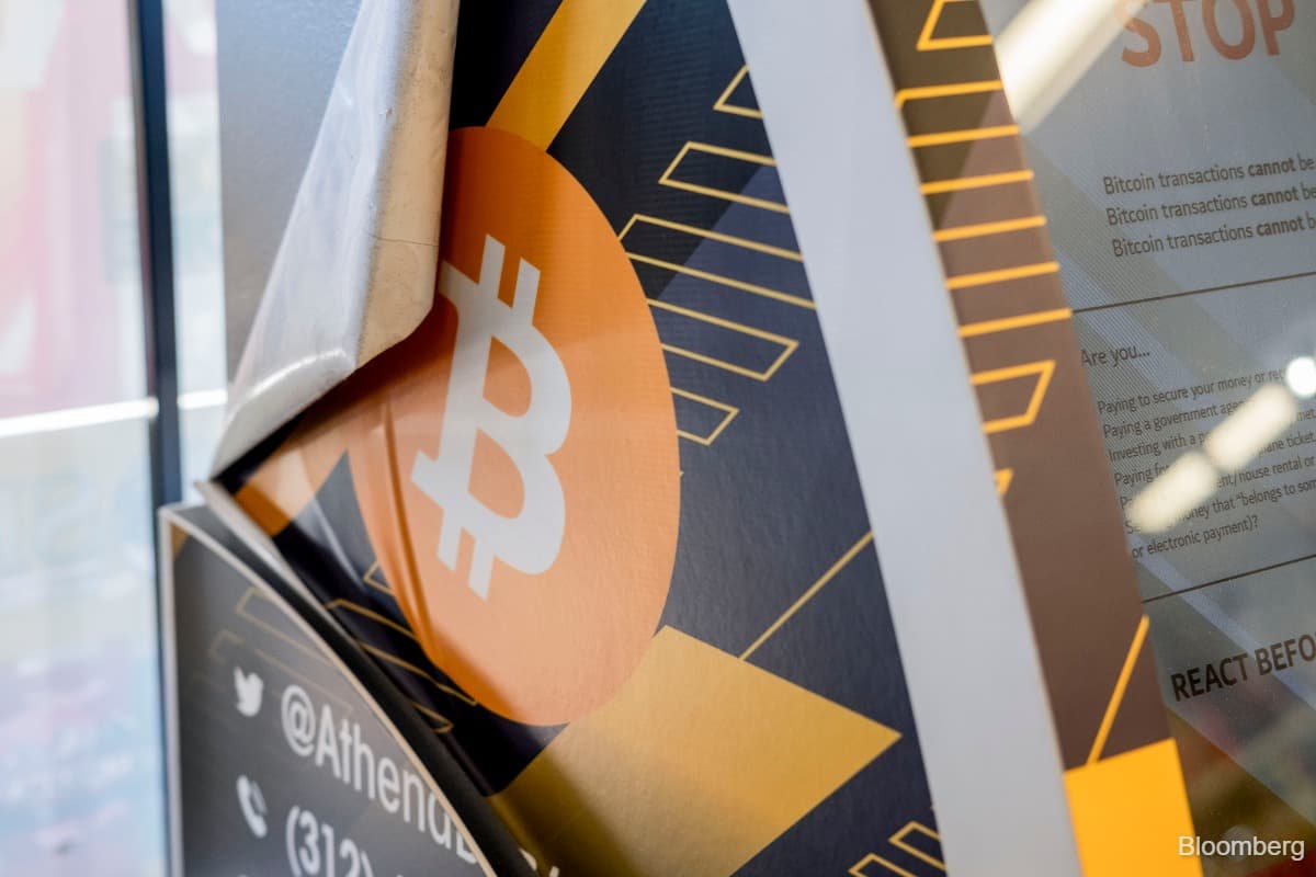 Bitcoin’s retreating retail army exposes fresh market fragility