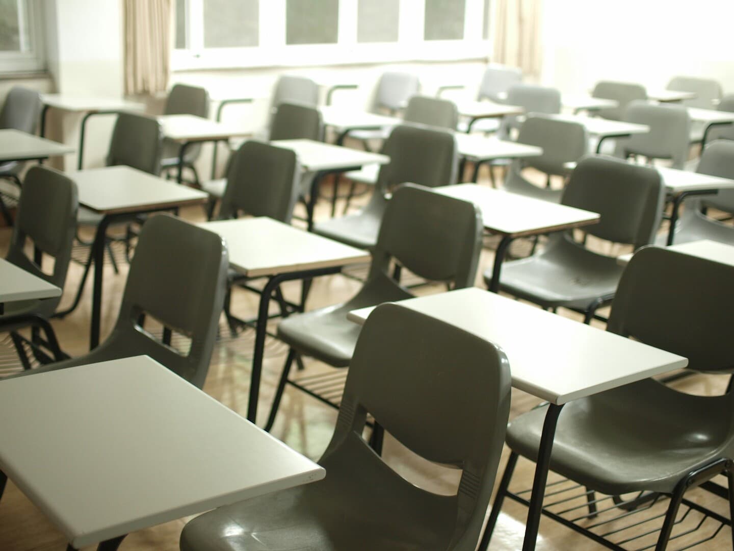 B.C. teacher accepts 10-year ban over inappropriate relationship with student