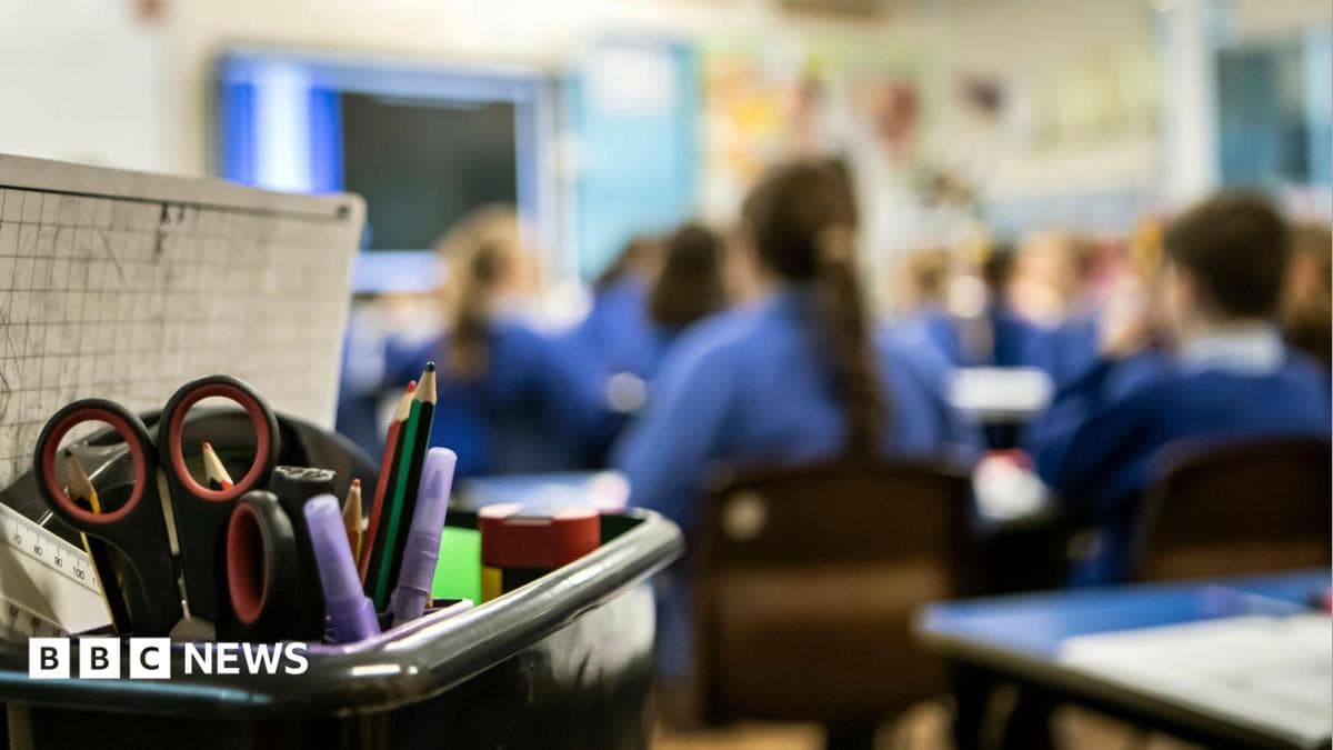 Heatwave forces Staffordshire school closures