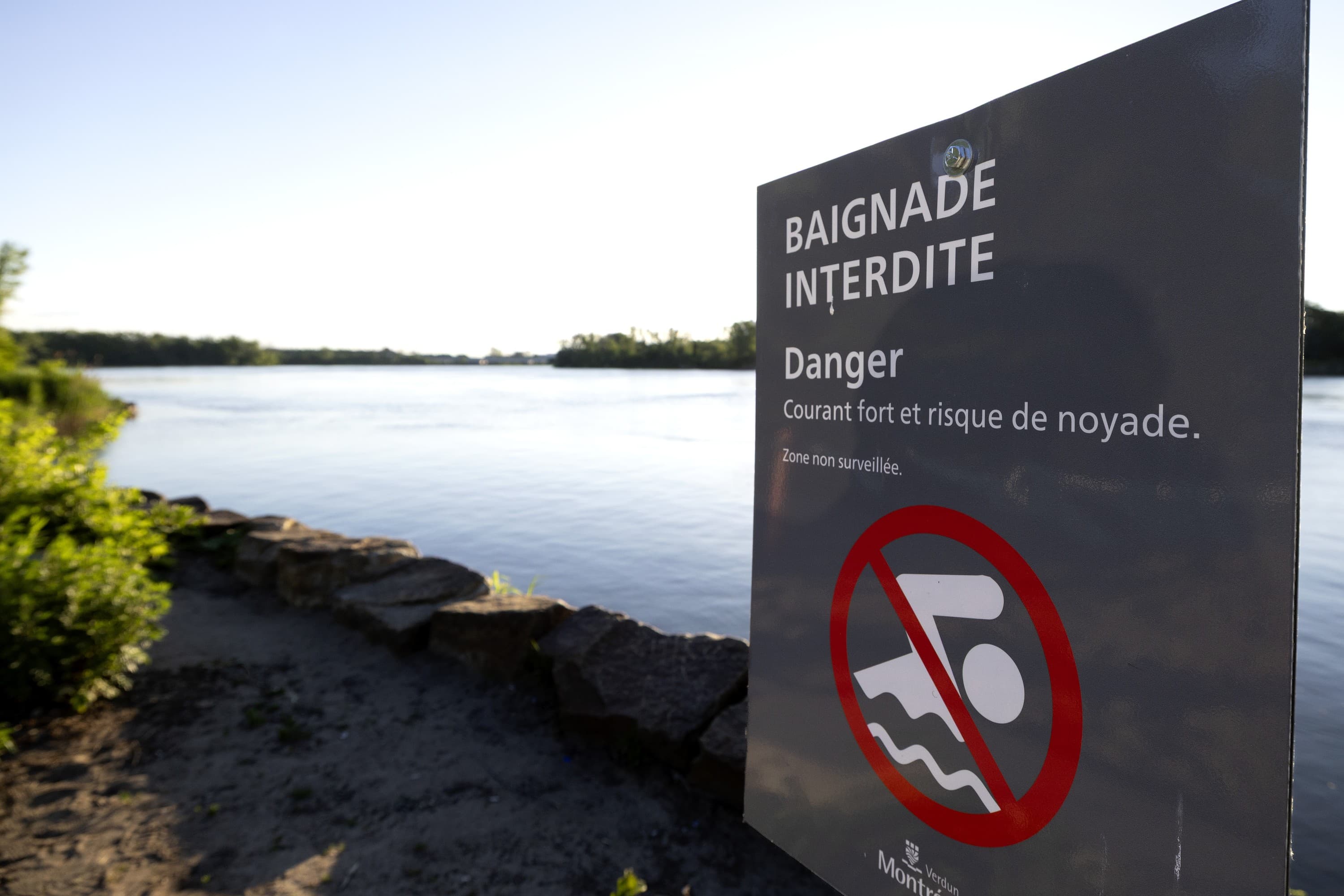 Swimmer dies at Verdun beach hours before official opening